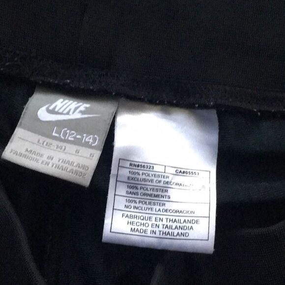 Nike athletic shorts black white perforated size large 12 - 14 - Picture 8 of 8